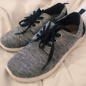Toms Sneakers